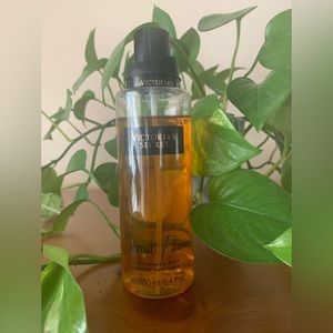 Victoria’s Secret Fragrance Mist
